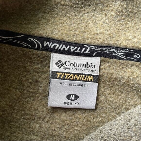 Columbia Titanium Olive Green Fleece Jacket - Picture 4 of 4